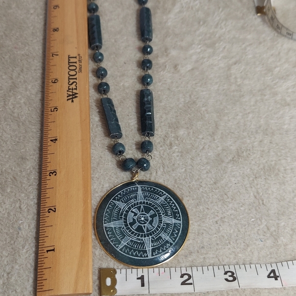 Mayan Sundial Green Dyed Alabaster Medallion Sculpted bars and round beads - Picture 13 of 15